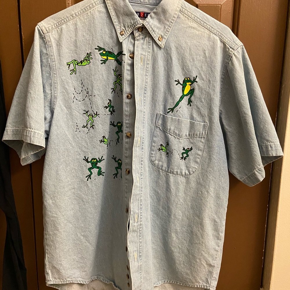 Graphic Button Up